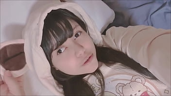 Ultra-cutie youthfull gal groping her lil' puss - hana lily